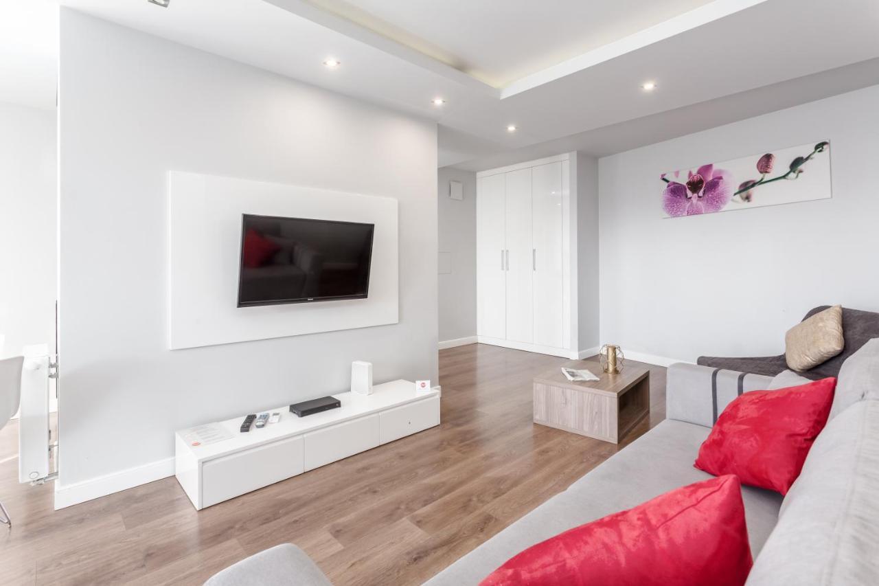 Chill Apartments Oxygen Warsaw Exterior photo